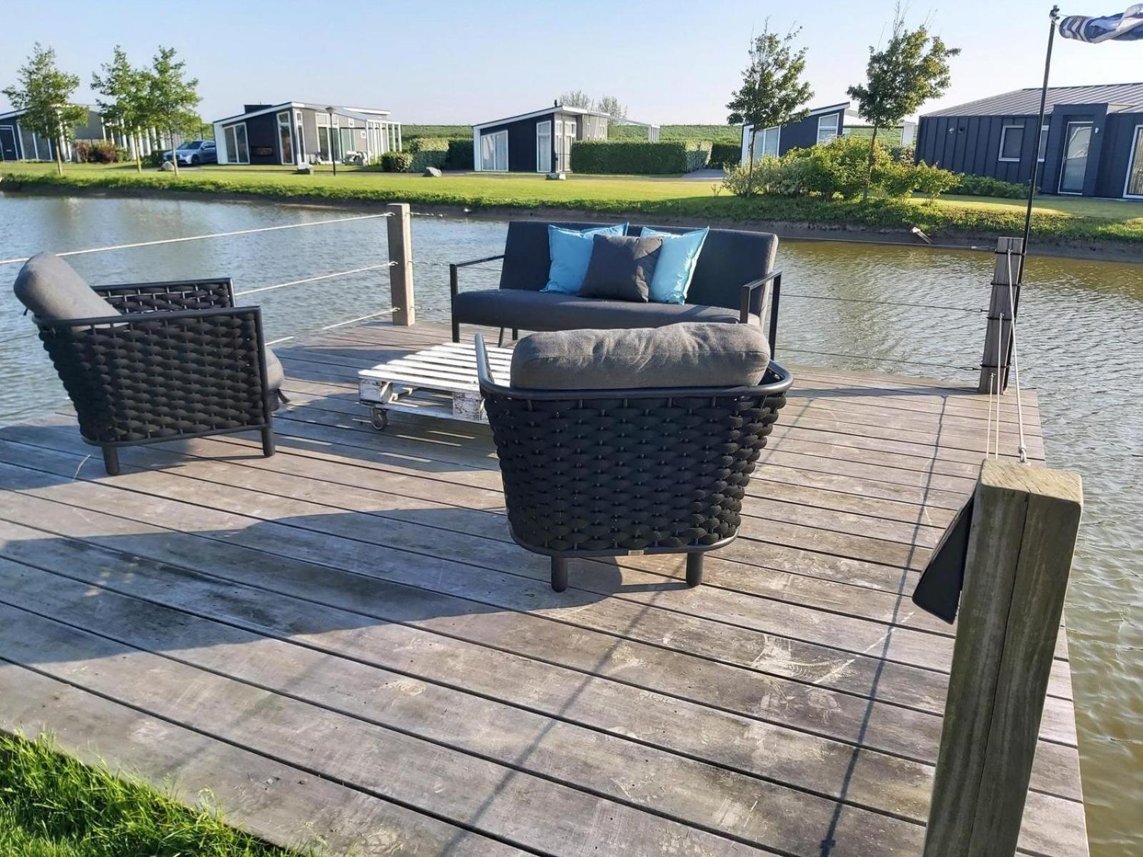 Vakantiehuis Vakantiehuis Waterresort Oosterschelde - Huisnr. 34 Wemeldinge